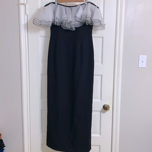 Off the Shoulders Floor Length Column Gown